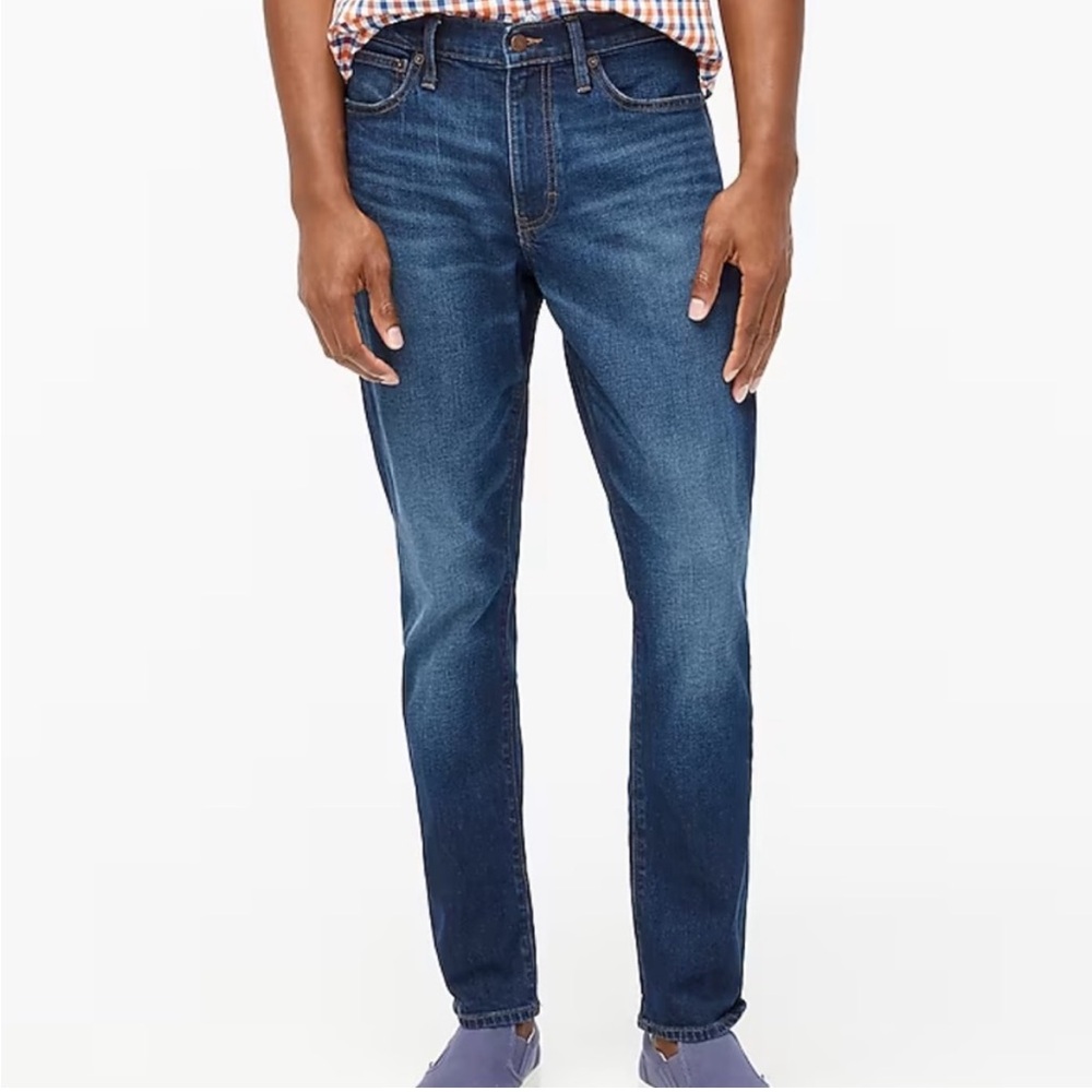 J Crew Slim-Fit Jean in Signature Flex 33x32 Dark Wash